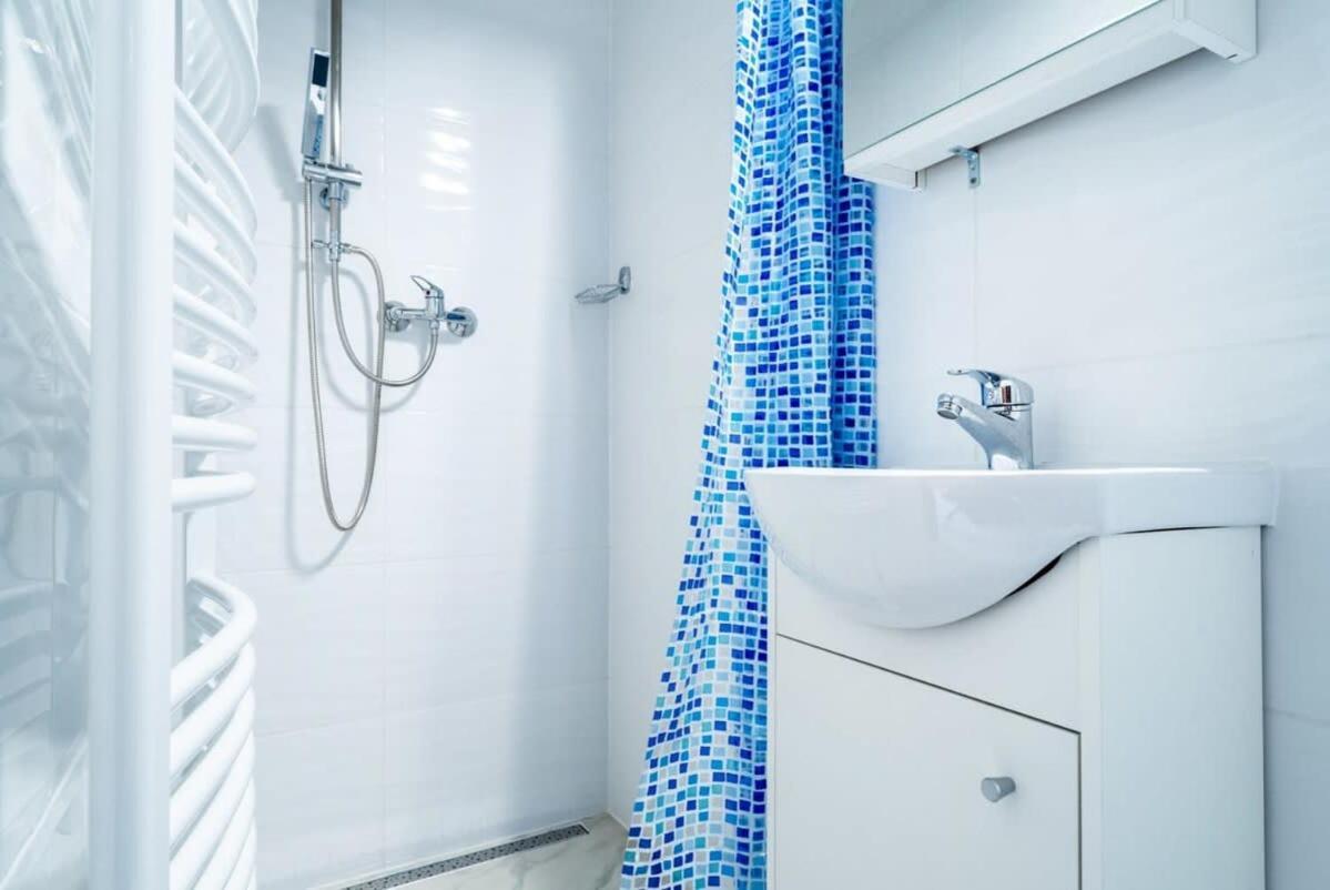 Modern Intimate Studio In The Center Budapest Extérieur photo